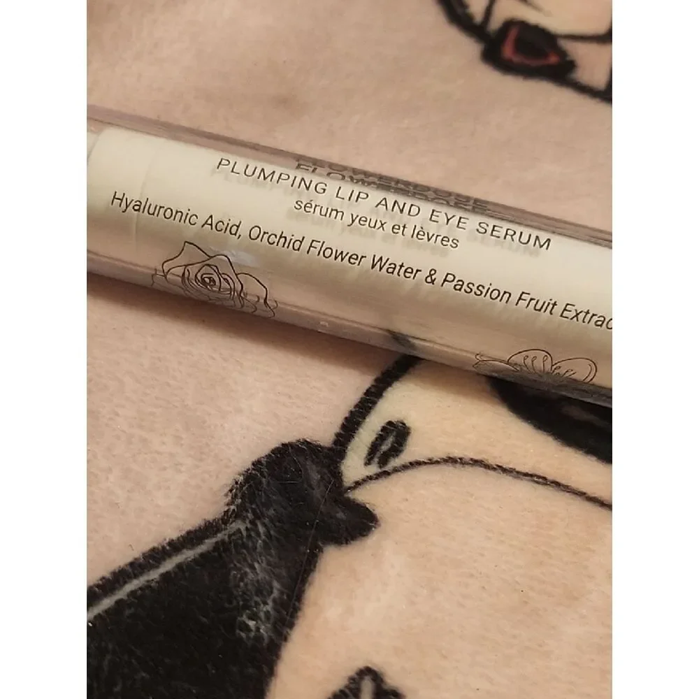 TRUE + LUSCIOUS FLOWERDOSE Plumping Lip & Eye Serum